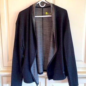 Xersion Charcoal Gray Shrug with pockets.